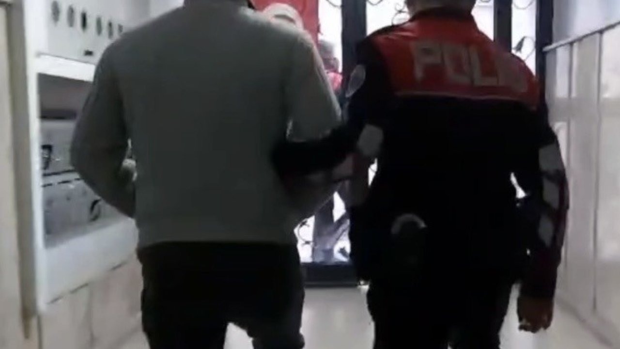 İzmir’de 143 aranan şahıs yakalandı