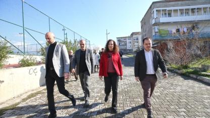 Karşıyaka Belediyesi’nden 1 yılda 76 bin talebe çözüm!