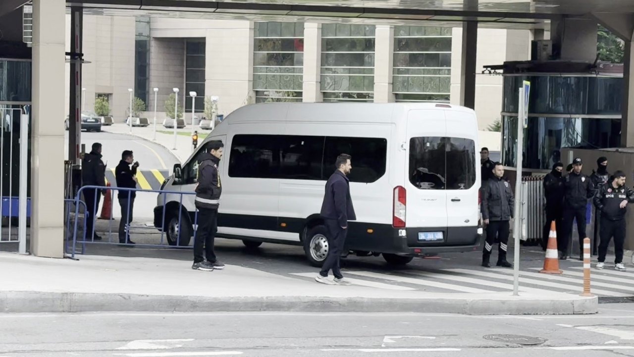 Sadettin Saran, Adli Tıp Kurumundaki işlemlerin ardından adliyeye getirildi