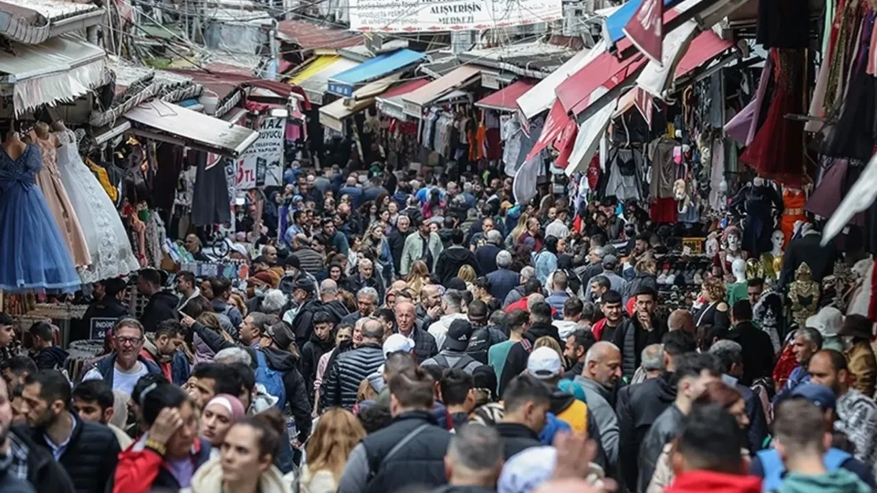 TÜİK'e göre ekonomi üçüncü çeyrekte yüzde 3,7 büyüdü