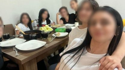 Öğrencilerine evinde temizlik yaptıran öğretmene gözaltı