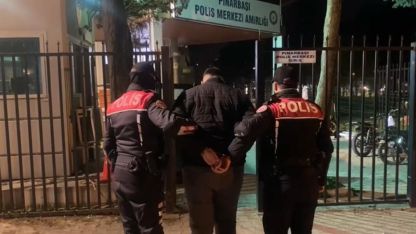 Polise sahte kimlik gösteren şüphelinin 128 suçtan arandığı ortaya çıktı