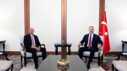 Bakan Fidan, ABD’nin Suriye Temsilcisi Barrack’ı kabul etti