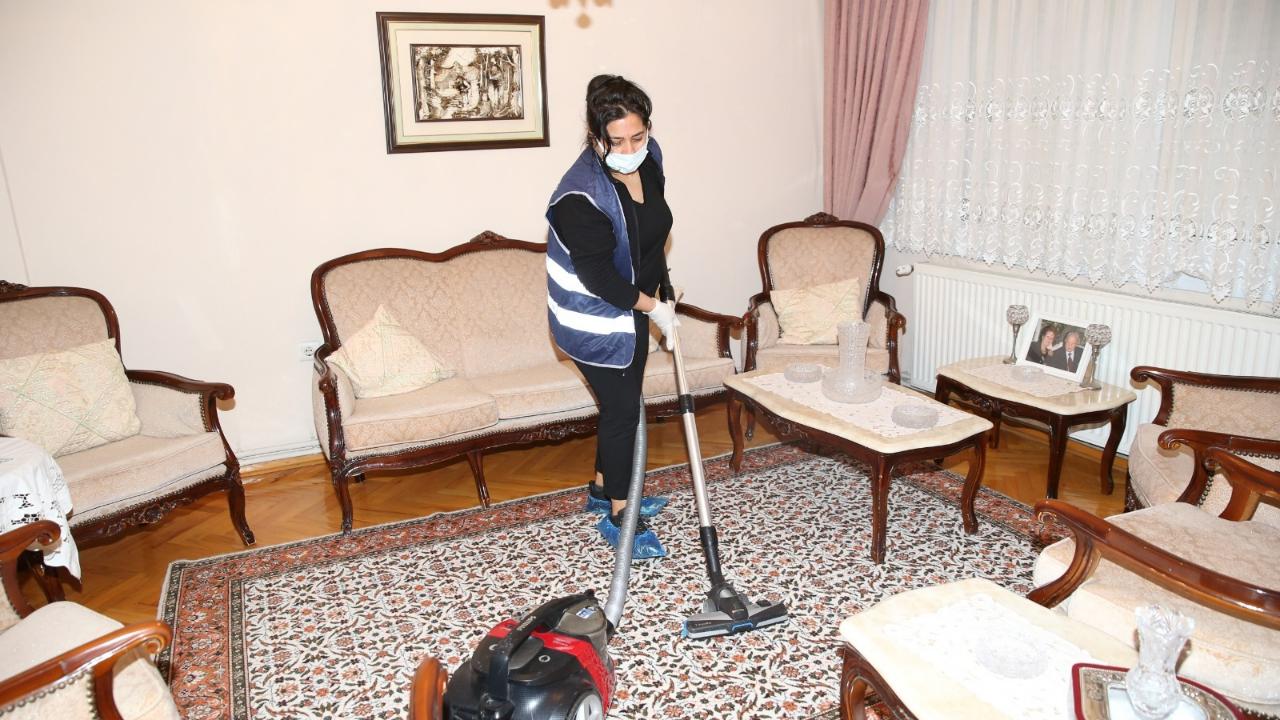 Çiğli Belediyesi’nden Gıda Kolisi Seferberliği