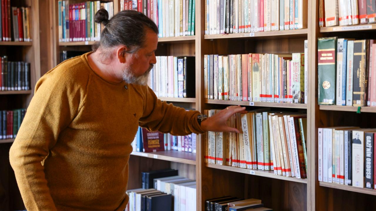 Cumhuriyet Kütüphanesi araştırmacıların uğrak noktası oldu