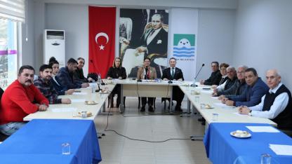 Foça Belediye Meclisi’nde olağanüstü ‘GDZ Elektrik’ toplantısı: Başkan Fıçı, ‘Sürecin takipçisiyiz!’