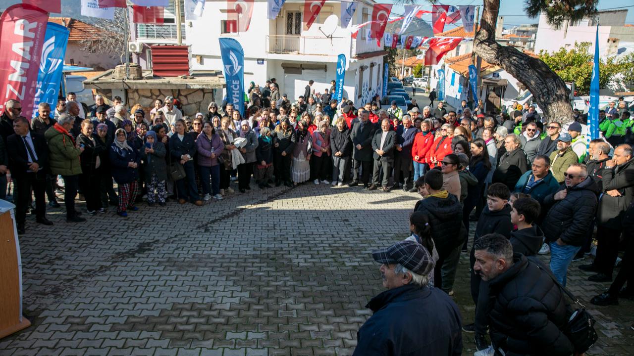 Güzelbahçe’de GÜZMAR Bakkal Nihat Açıldı