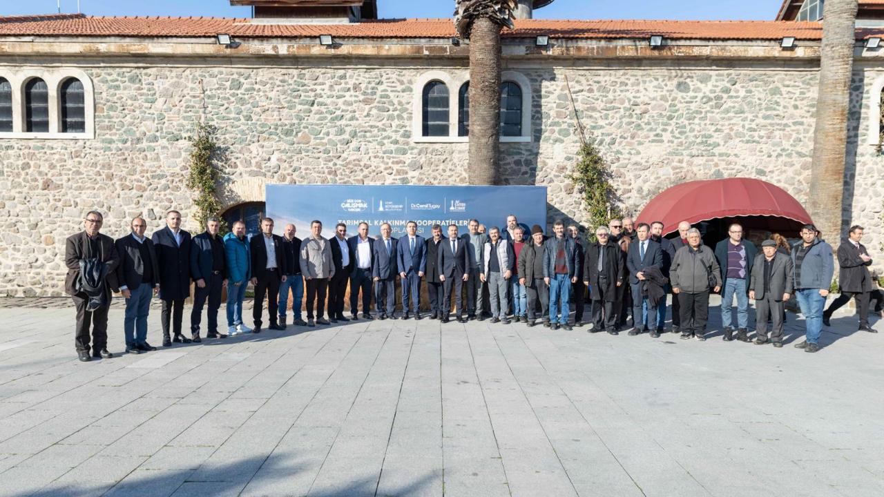 İzmir tarımının yol haritası kooperatiflerle belirleniyor