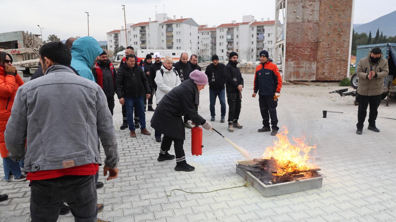 Konak’ın Arama Kurtarma Timi eğitimlerini tamamladı
