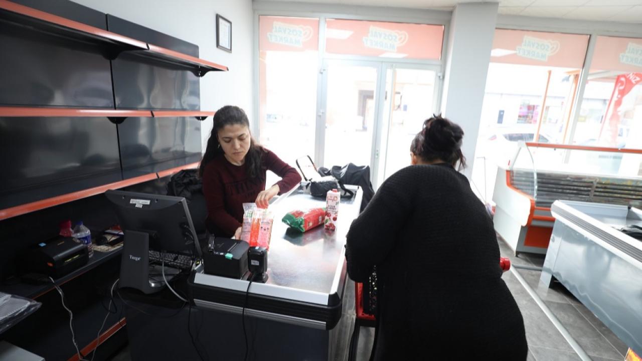 Menderes’in Sosyal Market’inden Büyük Destek; Tam 2 Milyon 800 Bin TL