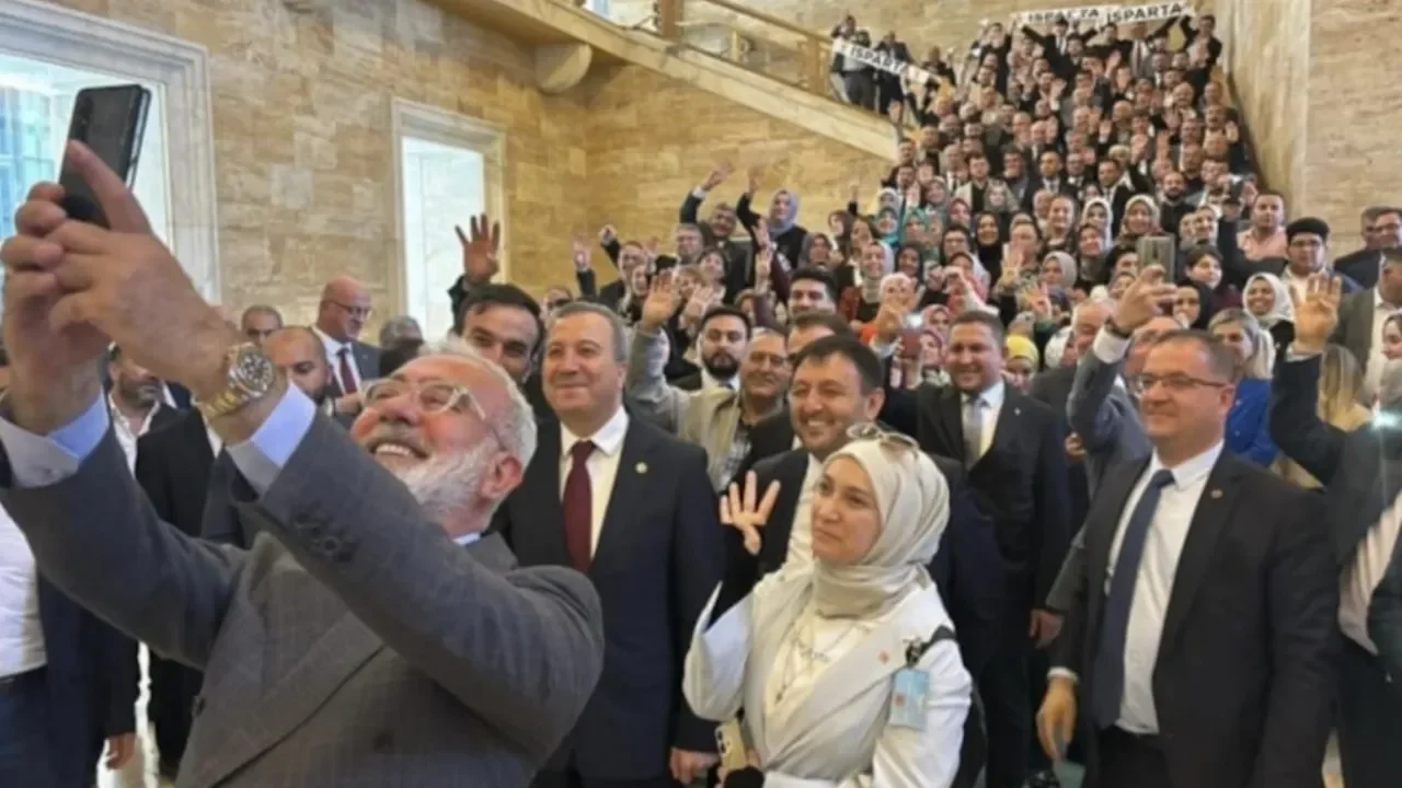 Milyonluk saatiyle gündem olmuştu: 'Siyasi şov' tartışması alevlendi