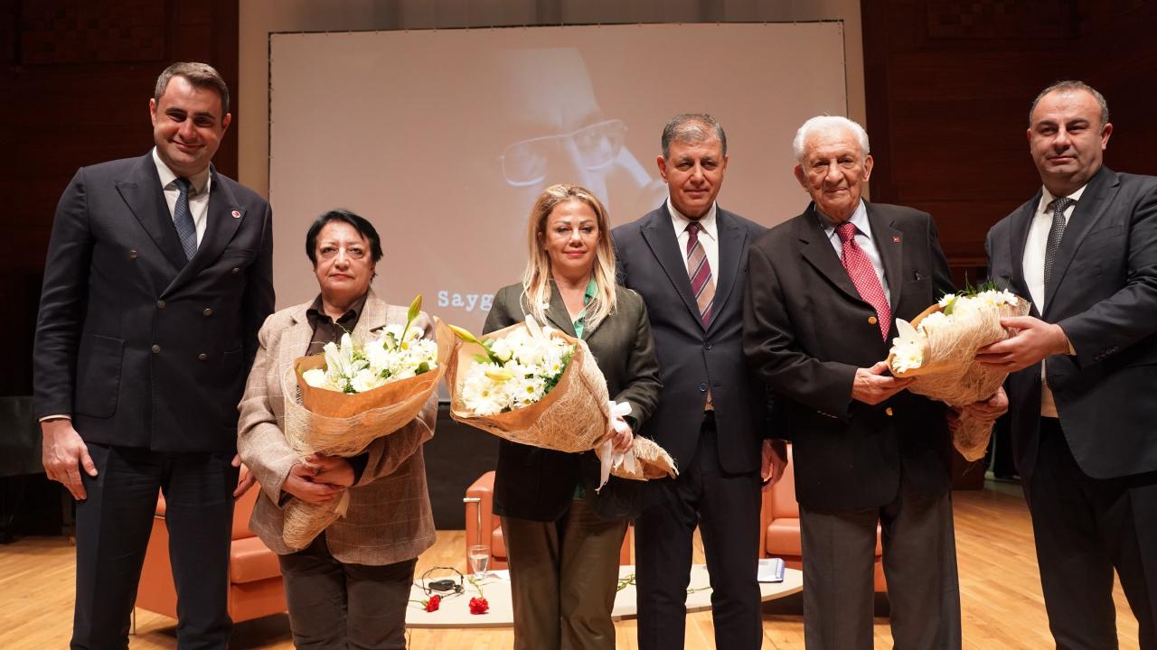 Uğur Mumcu İçin CHP İzmir’den Anlamlı Tören