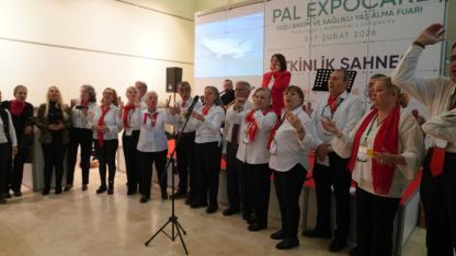 3. Yaş Üniversitesine büyük ilgi