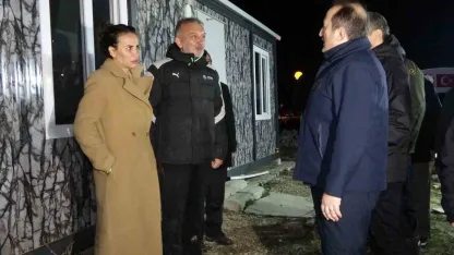 AFAD Başkanı Pehlivan: "(Uşak’taki taşkınlar) Şu an itibarıyla yaklaşık 100 araç, 150 personel görev yapıyor"