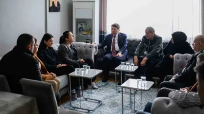 Adalet Bakanı Tunç, Atlas Çağlayan’ın ailesini ziyaret etti