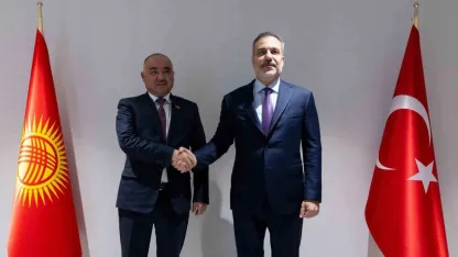 Bakan Fidan, Kırgızistan Yüksek Meclisi Başkanı Uulu ile görüştü