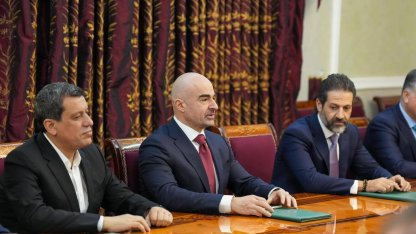 ABD’nin Suriye Özel Temsilcisi Barrack, terör örgütü SDG elebaşı Mazlum Abdi ile görüştü