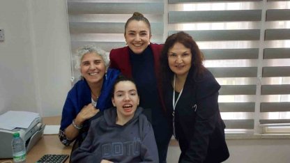 Açıköğretim Fakültesi öğrencileri Elay ve Talya’nın ilham veren başarı öyküsü