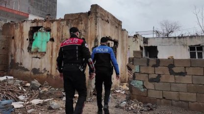Adıyaman genelinde metruk binaların yıkım süreci sürüyor