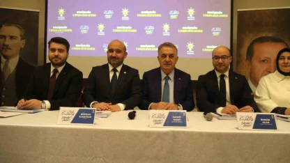 AK Parti İl Başkanı Albayrak: "Eskişehir için ortaya koyduğumuz vizyonun sınırlarına CHP zihniyetinin hayalleri bile yetişemez"