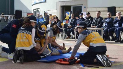 Aksu’da öğrenciler ‘Sağlık Elçisi’ belgelerini aldı