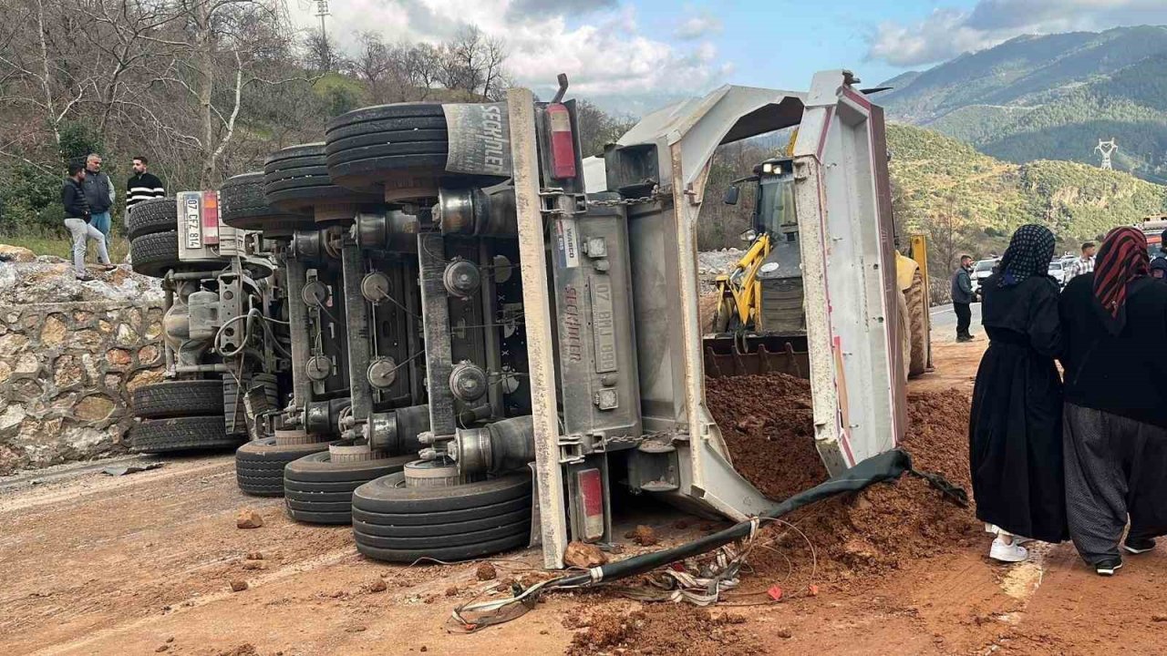 Alanya’da 1 kişinin öldüğü kazada tır şoförü tutuklandı