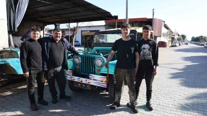 Ali Usta’nın elinde metal yığınları nostaljik bir araca dönüşüyor