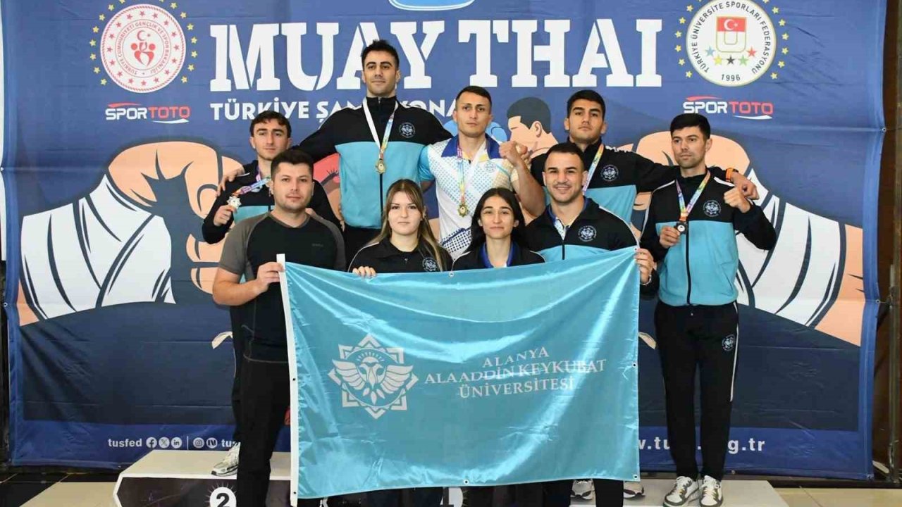 ALKÜ, Muay Thai şampiyonasından 5 madalya ile döndü