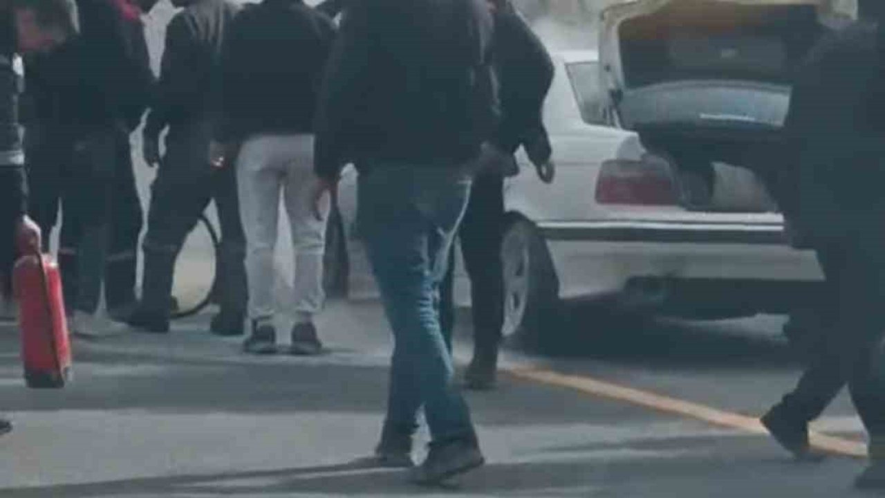 Ankara’da otomobil yangını