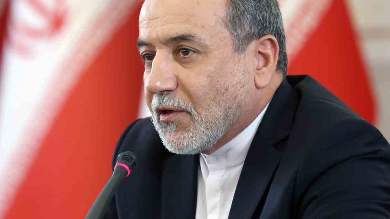 Arakçi: "(ABD ile) Benzeri görülmemiş bir anlaşmaya varmak için tarihi bir fırsata sahibiz"