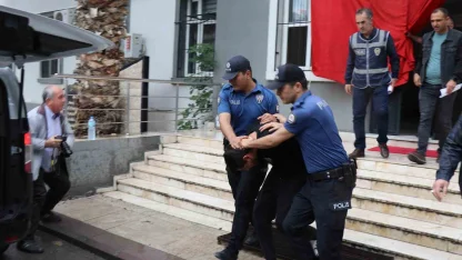 Aren’i ölümüne darp eden sanığa 8 yıl 5 ay, anneye 3 yıl 4 ay hapis cezası verildi