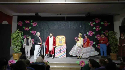 Aydın Büyükşehir Belediyesi’nden çocuklara tiyatro şöleni