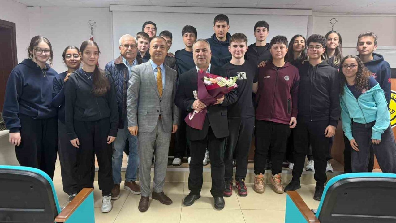 Aydın Lisesi’nde Ramazan söyleşisi ilgi gördü