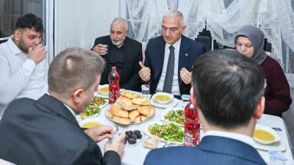 Bakan Ersoy, Kırıkkale’de Ürkmez ailesinin iftar sofrasına konuk oldu