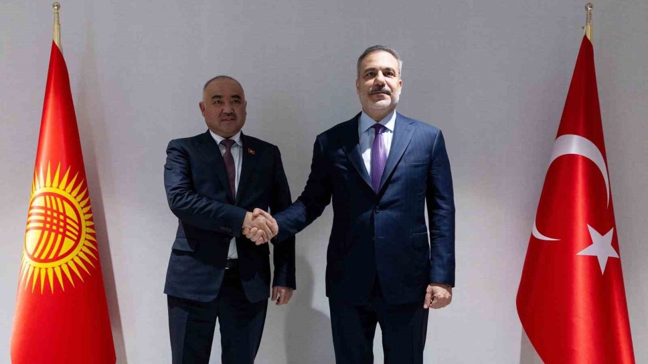 Bakan Fidan, Kırgızistan Yüksek Meclisi Başkanı Uulu ile görüştü