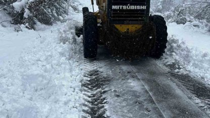 Bartın’da karla mücadele çalışmaları devam ediyor