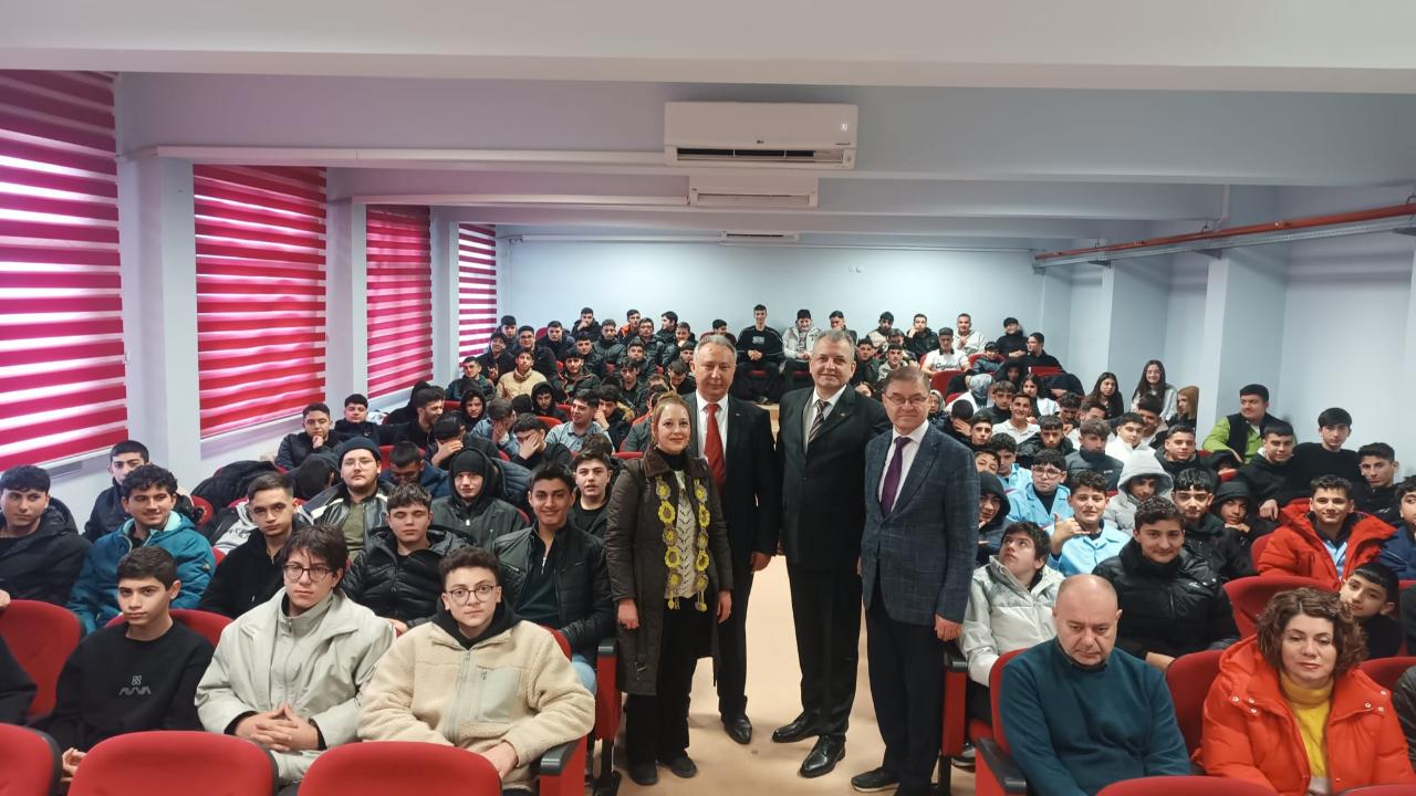 Başkan Akbıyık: Birlikte öğrenelim yarına yön verelim!