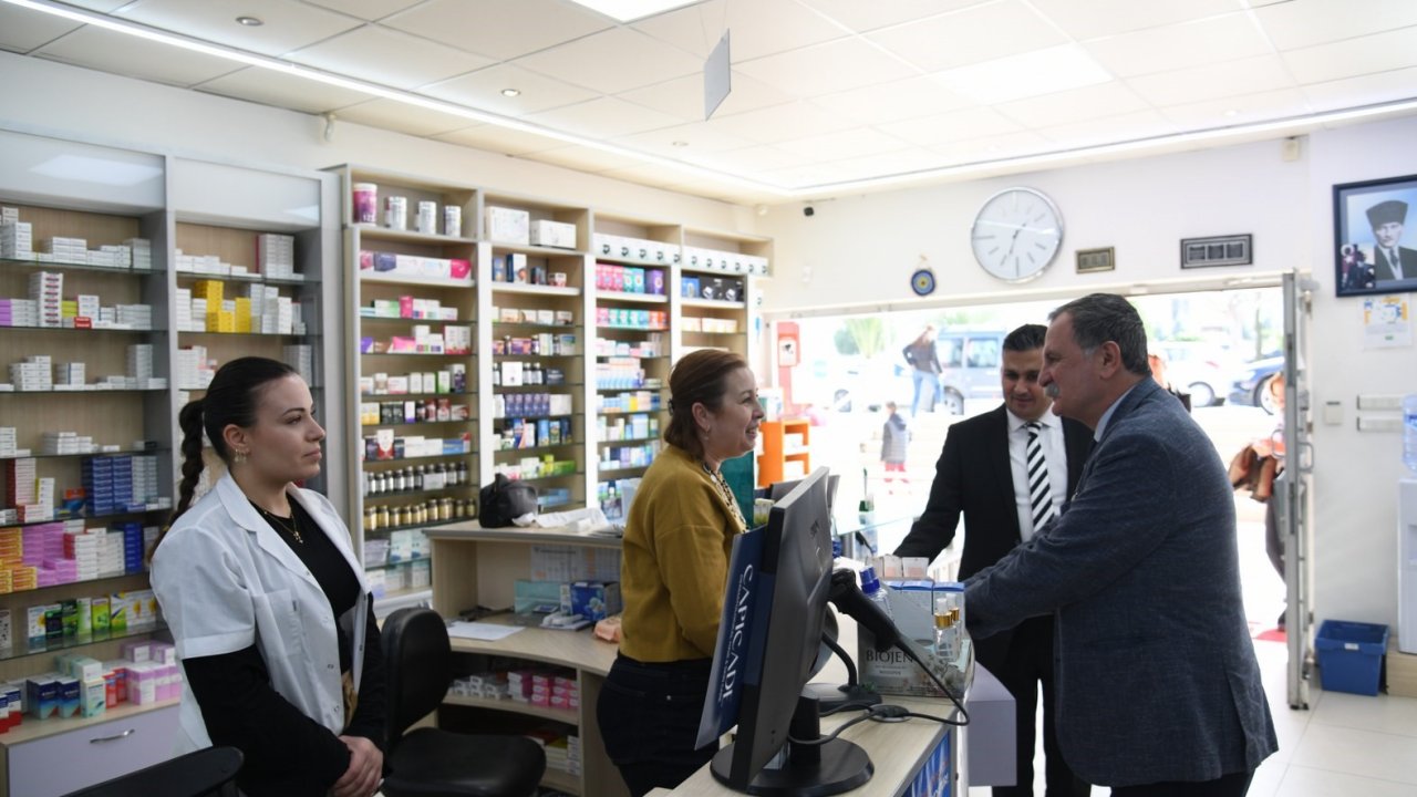 Başkan Balaban esnafın sorunlarına çözüm üretmek için sahada