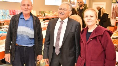 Başkan Büyükkılıç’tan Ramazan’a esnaf ve vatandaşla gönül köprüsü