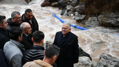 Başkan Büyükkılıç’tan Yahyalı’ya ’geçmiş olsun’ ziyareti