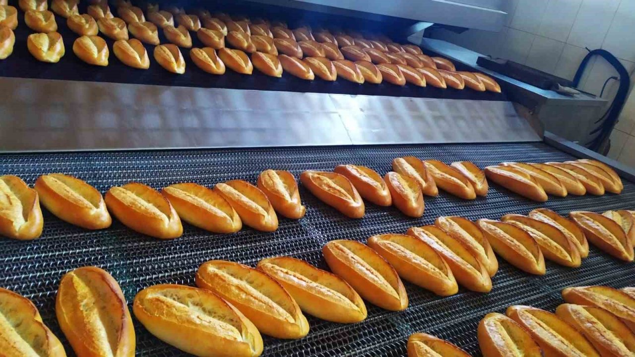 Başkan Görgel: "Ramazan’da günlük 50 bin ekmek uygun fiyatla vatandaşlarımıza sunulacak"