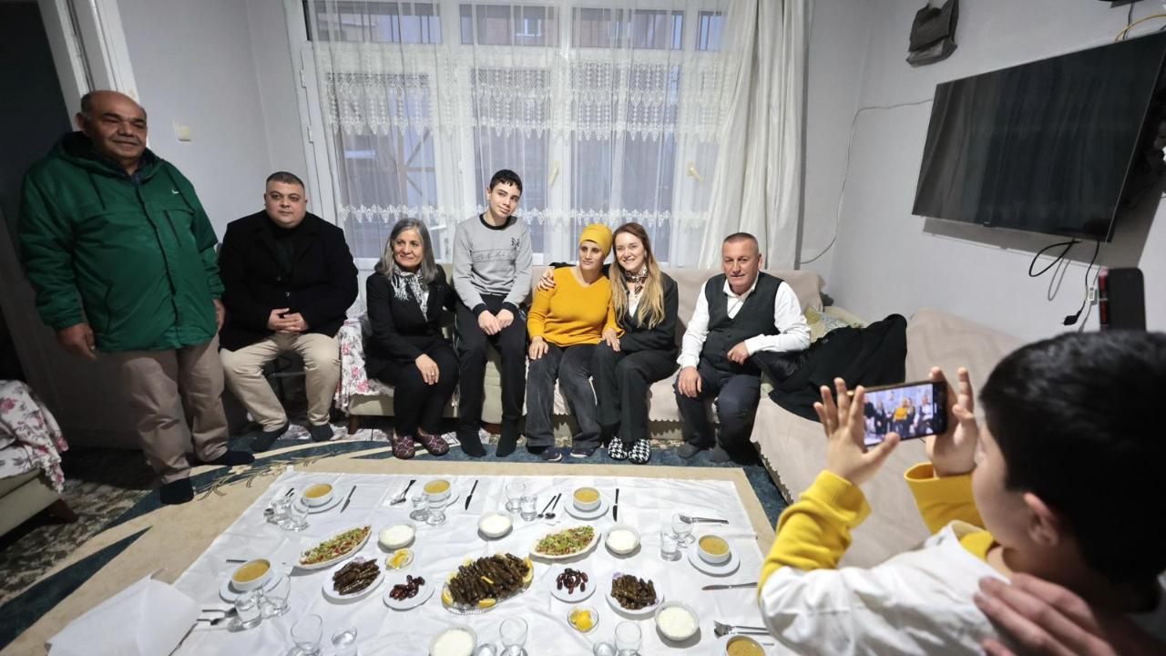 Başkan Mutlu iftar sofrasına konuk oldu