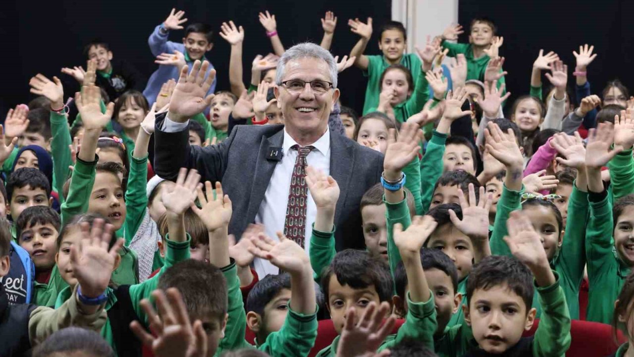 Başkan Tetik öğrencilere belediyeciliği anlattı