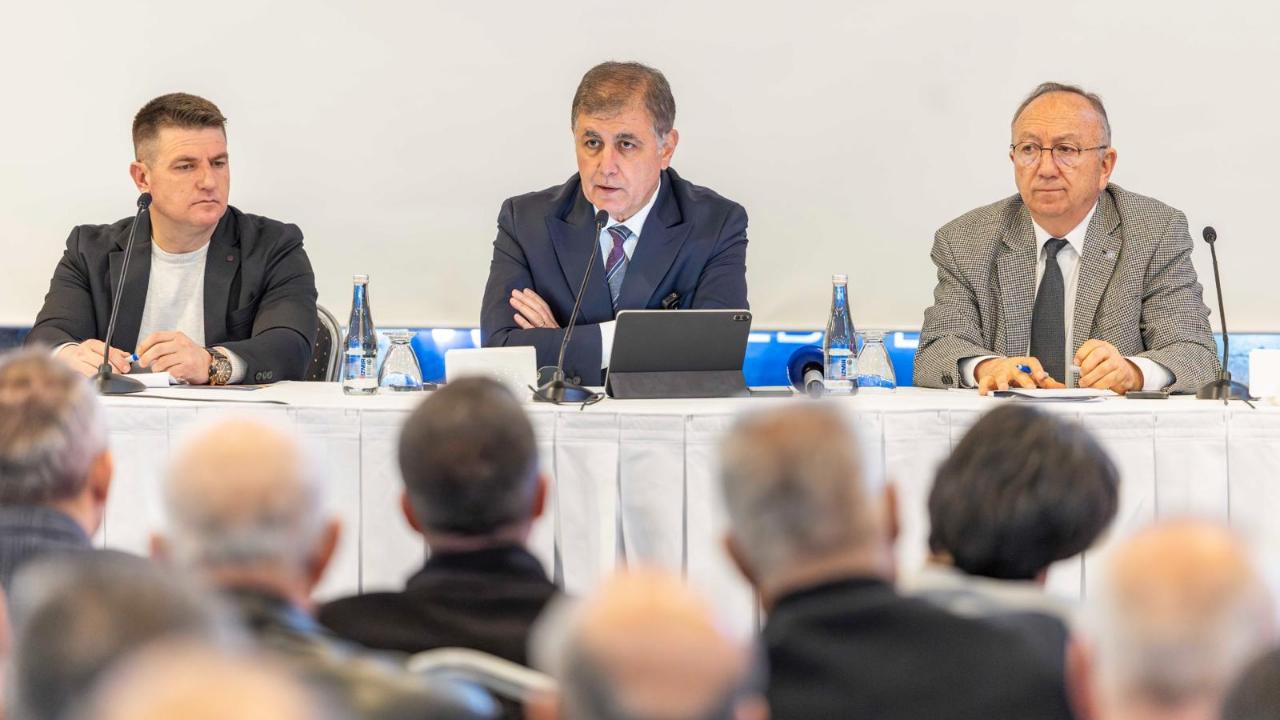 Başkan Tugay: Günü kurtarmak için değil, geleceğimizi kurtarmak için çalışmalıyız