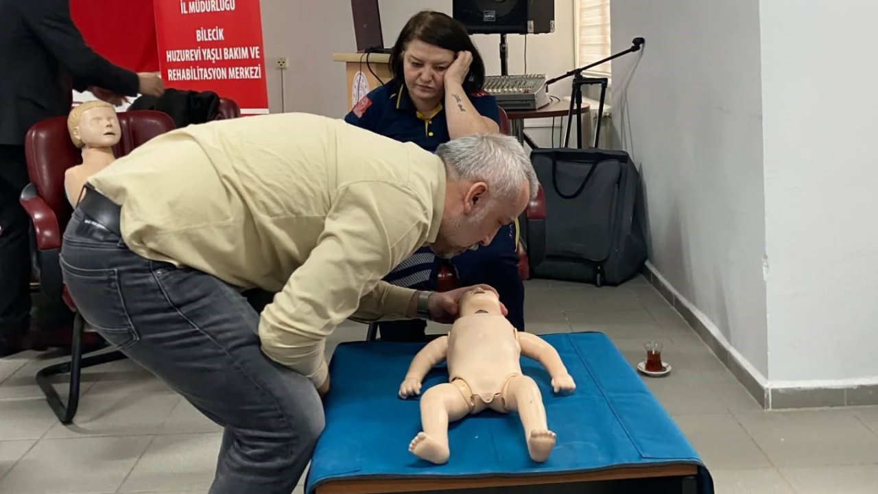 Bilecik’te huzurevi personeli ‘Temel İlkyardım’ eğitimini tamamladı