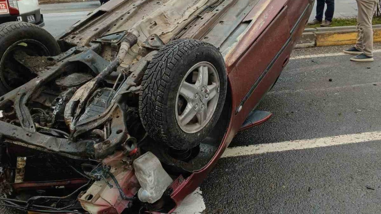Bolu’da kontrolden çıkan otomobil takla attı: 1 yaralı