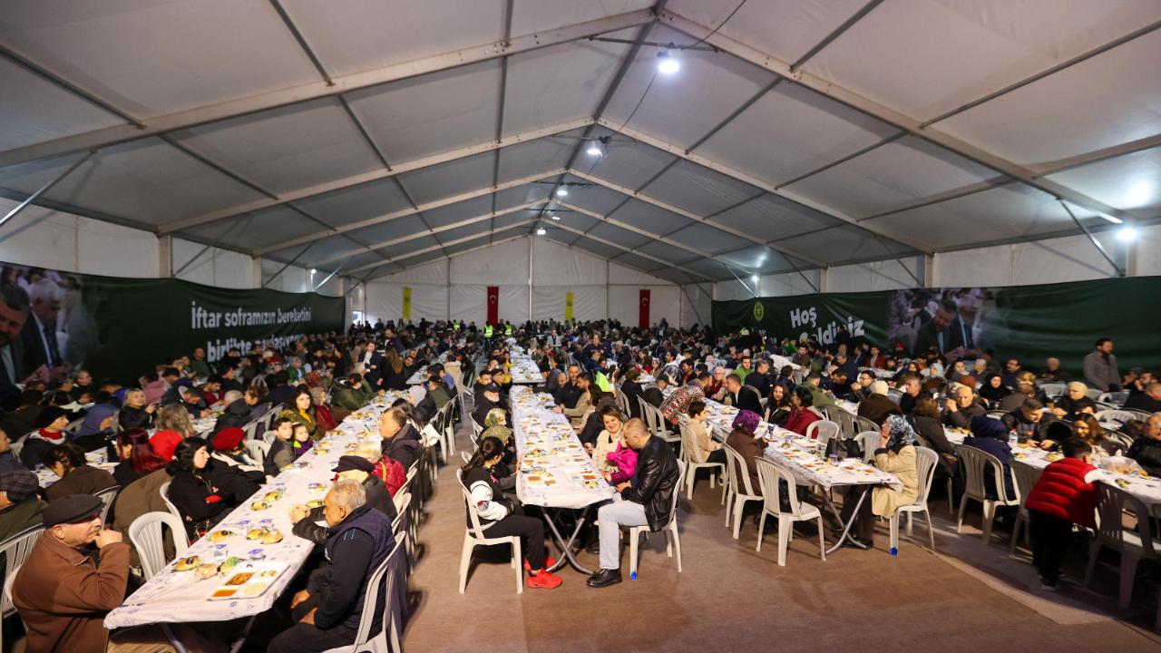 Buca Belediyesi’nin iftar sofrası Şirinyer’de kurulacak