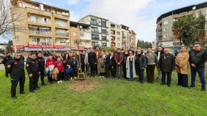 Buca’da 6 Şubat’ta kaybedilenler fidanlarla anıldı