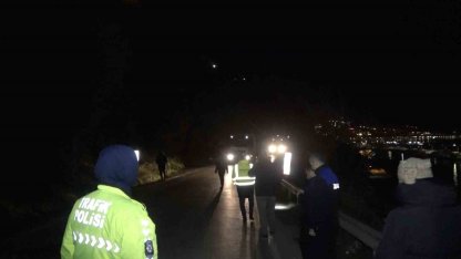 Bursa’da heyelan: Mudanya-Kurşunlu yolu trafiğe kapandı