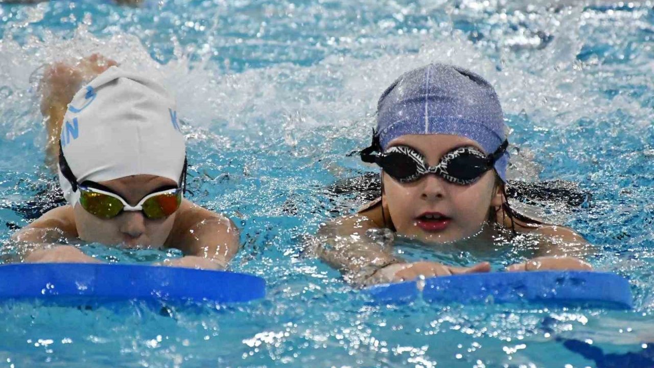 Büyükşehir Belediyespor, "Hedefi olan sporcular yetiştiriyoruz"